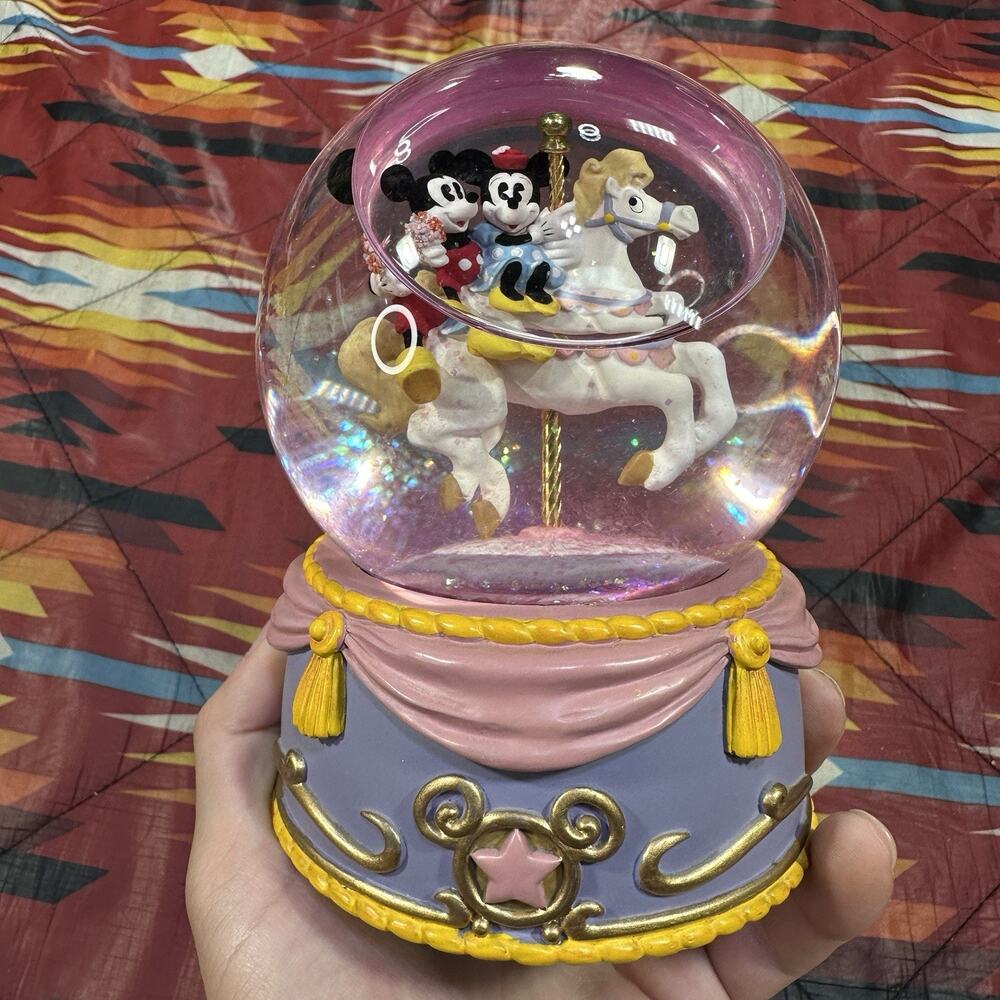 Disney Mickey & Minnie Mouse Carousel Ride Snow Globe Tune Wish Upon A Star